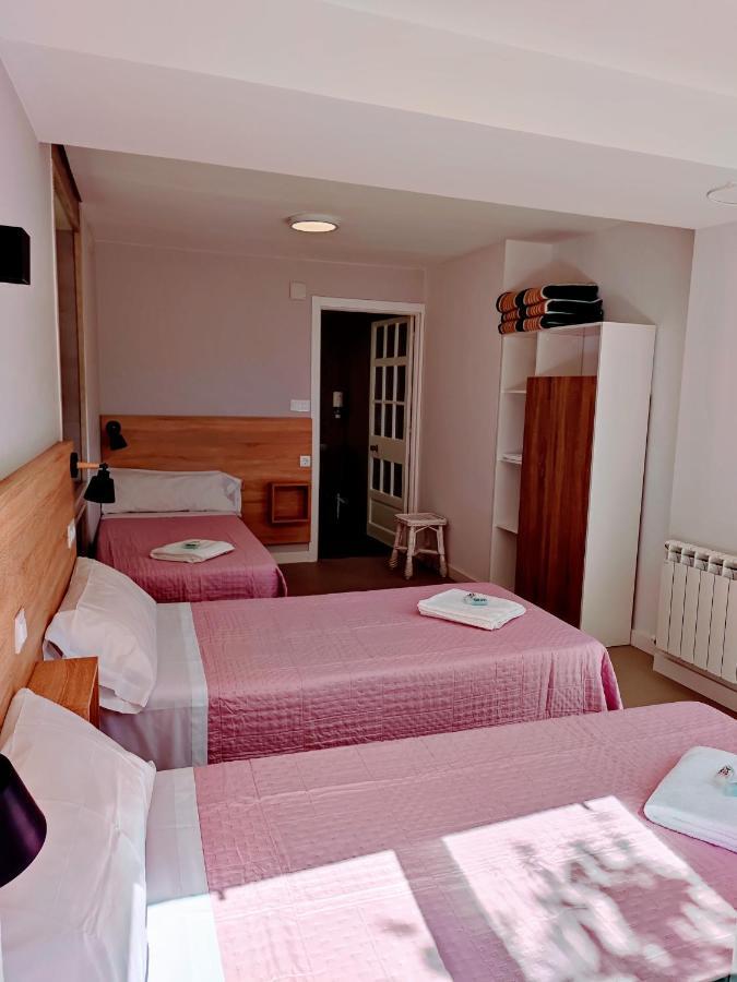 Pension-Albergue Don Alvaro Sarria Exterior foto